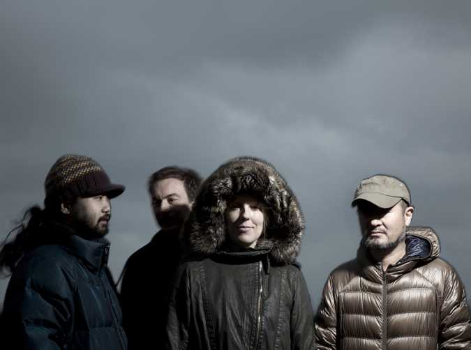 Seefeel performing 'Quique'